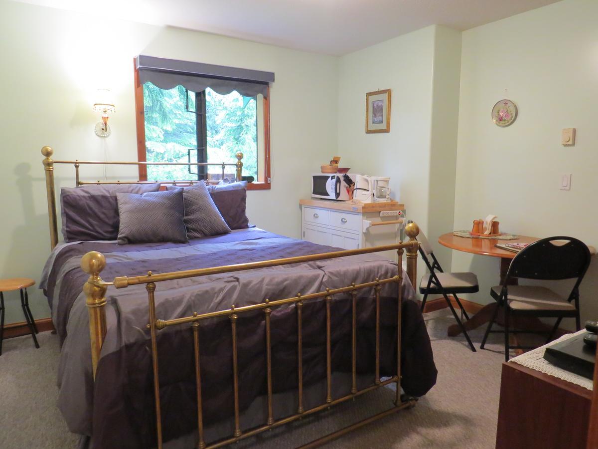 Summerhill Guest House Tofino Buitenkant foto