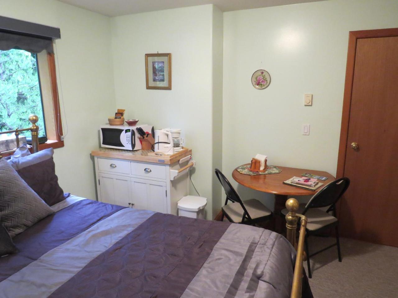 Summerhill Guest House Tofino Buitenkant foto